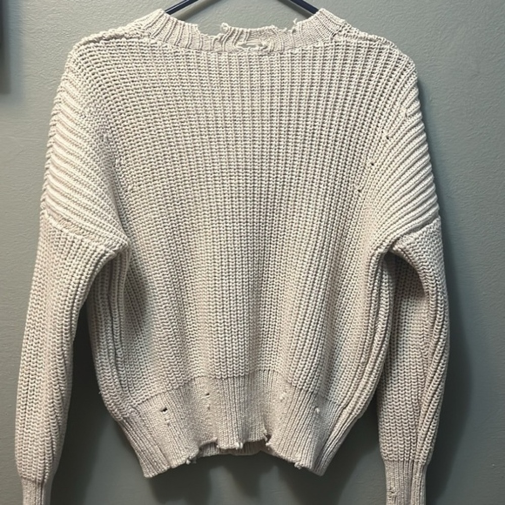 Olivaceous distressed v neck ivory sweater size small - Picture 2 of 5
